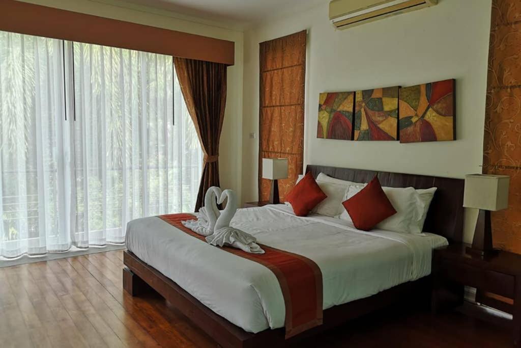 4 Bedroom Villa Kamala Beach Phuket Extérieur photo