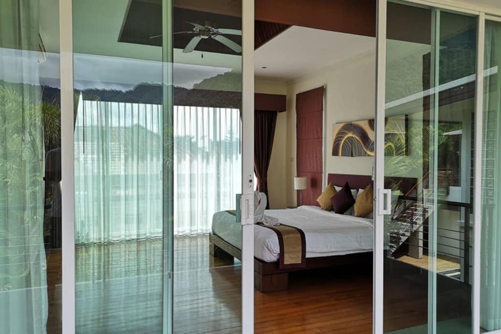 4 Bedroom Villa Kamala Beach Phuket Extérieur photo