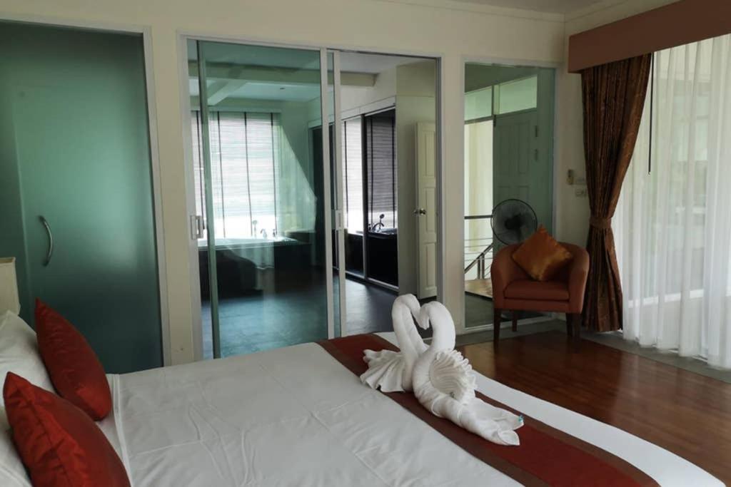 4 Bedroom Villa Kamala Beach Phuket Extérieur photo